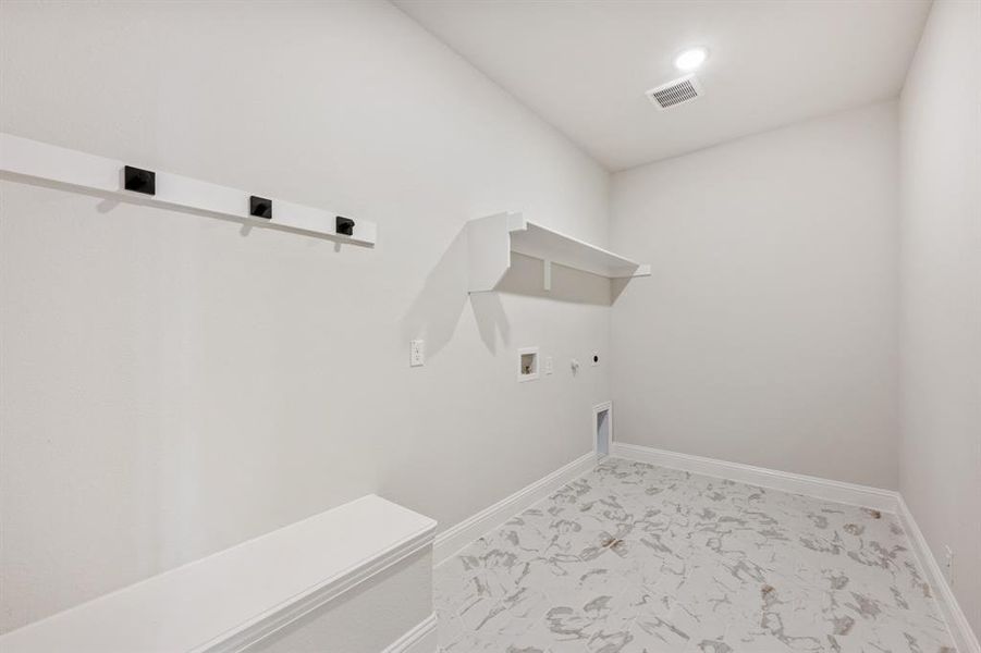 Spacious, unfurnished interior of a new home in Mockingbird Hills 60-65, Joshua (Image 34).