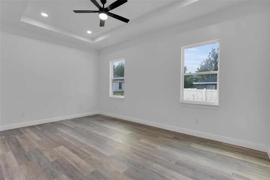 Spacious, unfurnished interior of a new home in , Ocala (Image 15).