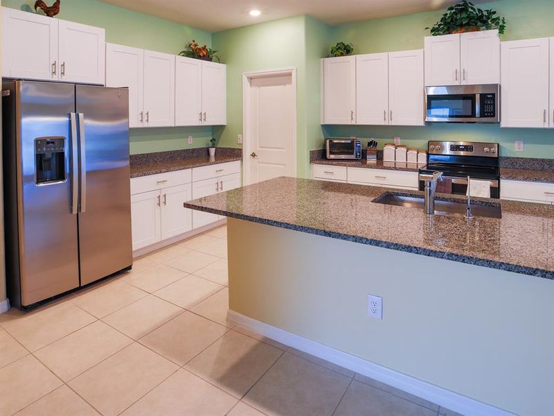 Furnished interior view inside a new home in , Bartow (Image 19). Furnished interior view inside a new home in , Bartow (Image 19).