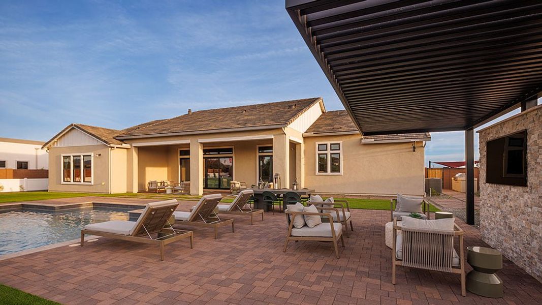 Representative exterior details of a home built from the Alder by Taylor Morrison in Verdin Capstone Collection, Phoenix (Image 4).