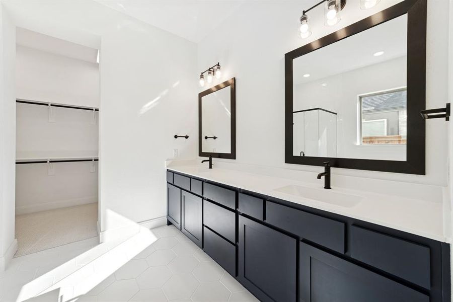 Furnished interior view inside a new home in Mantua Point Gardens, Van Alstyne (Image 10). Furnished interior view inside a new home in Mantua Point Gardens, Van Alstyne (Image 10).