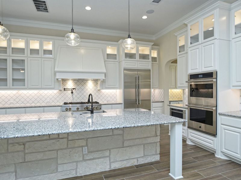 Representative furnished interior of a home built from the Coronado I by Giddens Homes in Clearwater Ranch, Liberty Hill (Image 73).
