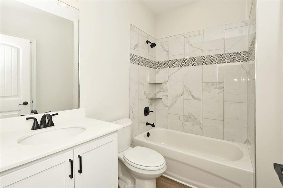 Furnished interior view inside a new home in , Dallas (Image 16).