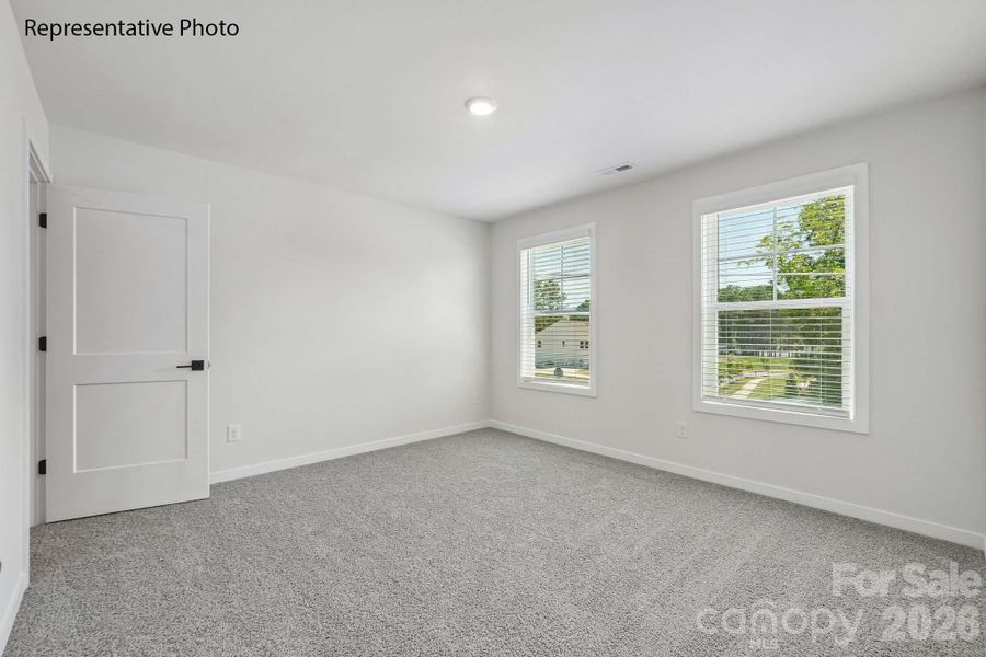 Spacious, unfurnished interior of a new home in Oak Grove Hill, Huntersville (Image 21).