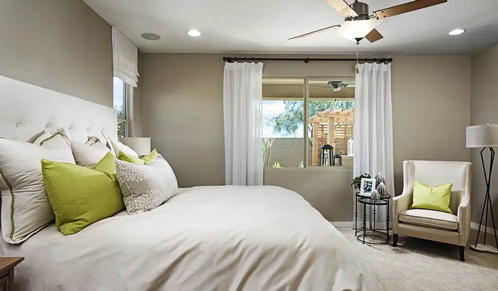 Peridot-PHX-Owner's bedroom (San Tan Heights)