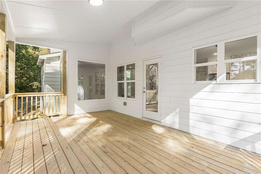 Spacious, unfurnished interior of a new home in , Gainesville (Image 38). Spacious, unfurnished interior of a new home in , Gainesville (Image 38).