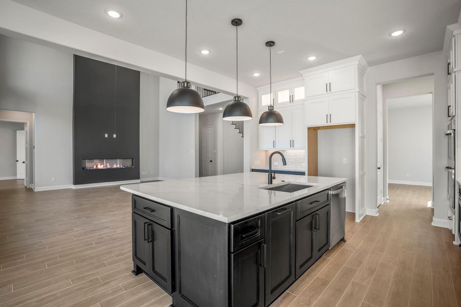 Furnished interior view inside a new home in Sienna 70′ Lots, Missouri City (Image 9).
