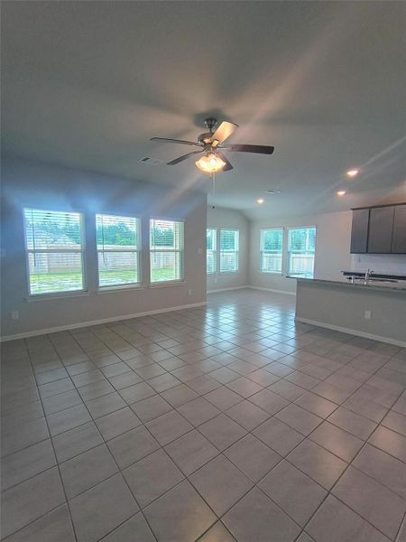 Spacious, unfurnished interior of a new home in Splendora Fields, Splendora (Image 16). Spacious, unfurnished interior of a new home in Splendora Fields, Splendora (Image 16).