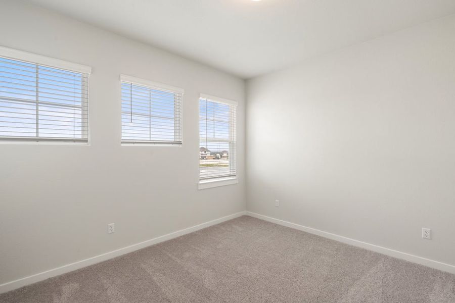 Spacious, unfurnished interior of a new home in Union Collection at Park Central, Georgetown (Image 35).