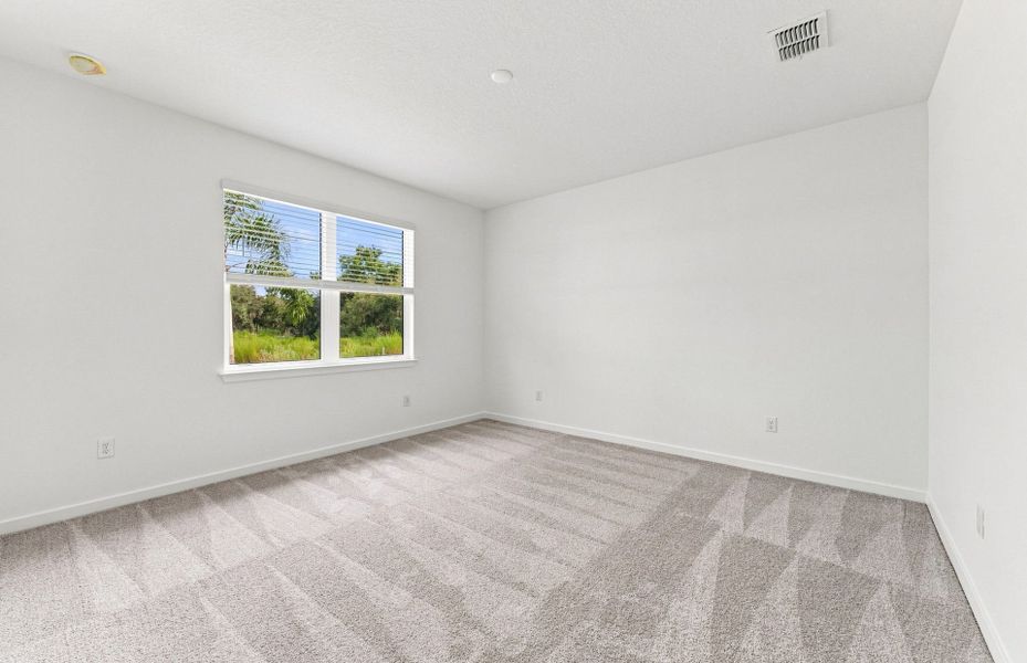Spacious, unfurnished interior of a new home in Del Webb Sunchase, Parrish (Image 14).