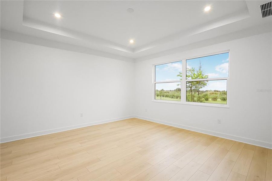 Spacious, unfurnished interior of a new home in Cresswind at Lake Harris, Tavares (Image 18). Spacious, unfurnished interior of a new home in Cresswind at Lake Harris, Tavares (Image 18).