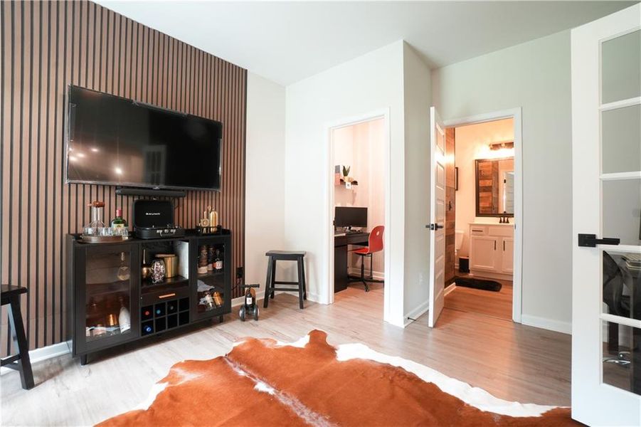 Furnished interior view inside a new home in , Lawrenceville (Image 11).
