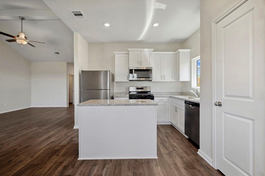 Furnished interior view inside a new home in Pinewood Trails, Cleveland (Image 4).