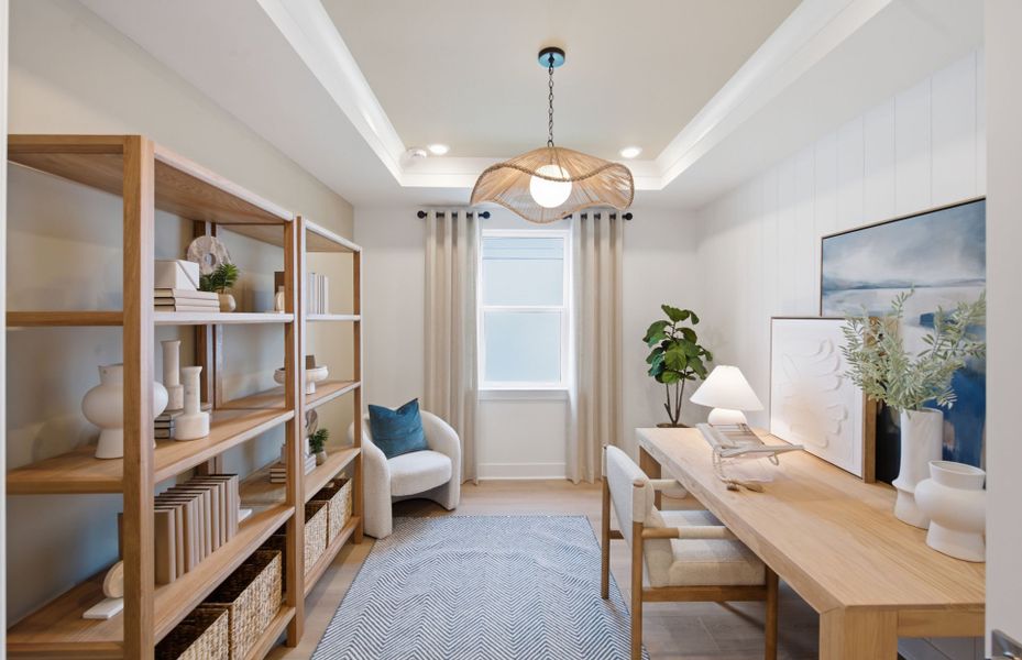 Representative furnished interior of a home built from the Easley Grande by Pulte Homes in Reagan Landing, Bradenton (Image 28).