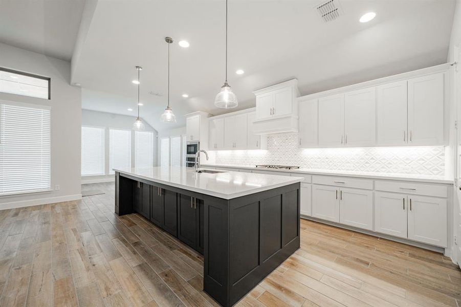Furnished interior view inside a new home in Ventana 70', Fort Worth (Image 6).