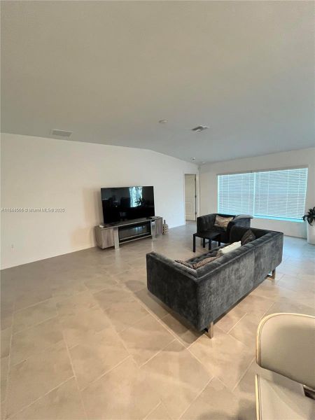 Furnished interior view inside a new home in , Lehigh Acres (Image 12).