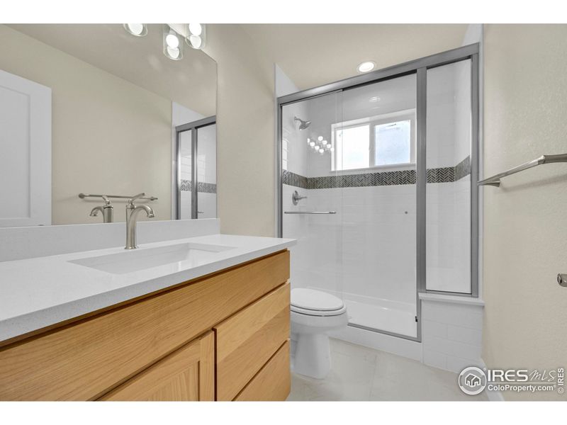 Bathroom Between Bedrooms 2 & 3