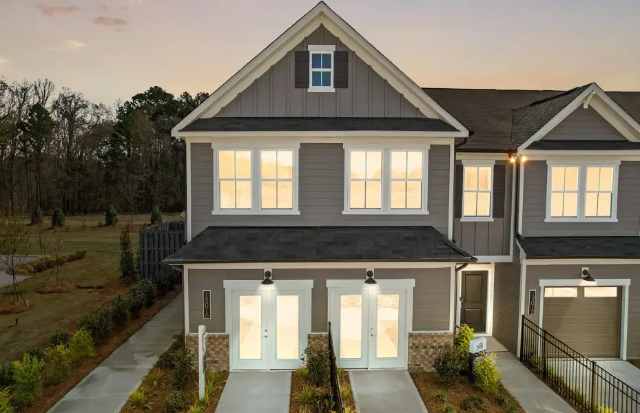 Front exterior of a new home in Mallard Park, Charlotte, NC, highlighting curb appeal (Image 21).