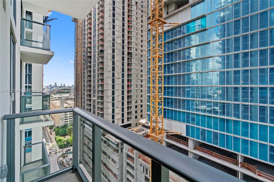 Condo located in Miami, FL showcasing its design and architecture (Image 25). Condo located in Miami, FL showcasing its design and architecture (Image 25).