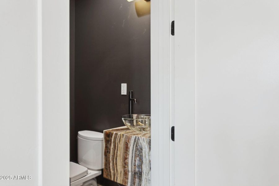 Powder Room Powder Room