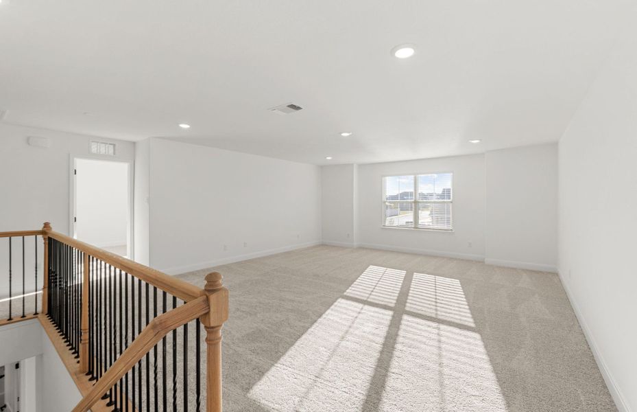 Spacious, unfurnished interior of a new home in Patterson Ranch, Georgetown (Image 48).