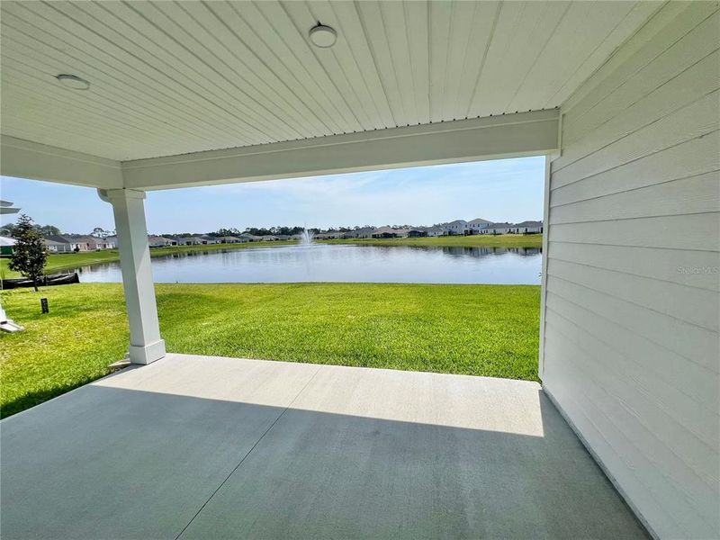 Exterior details and patio area of a home in Whiteview Village, Palm Coast (Image 2).