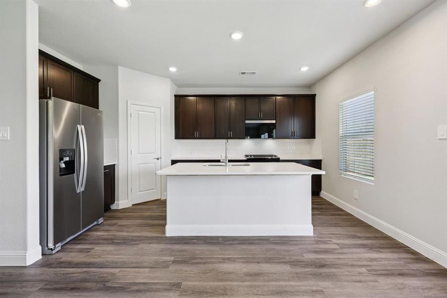 Furnished interior view inside a new home in Westmoor, Sherman (Image 9).