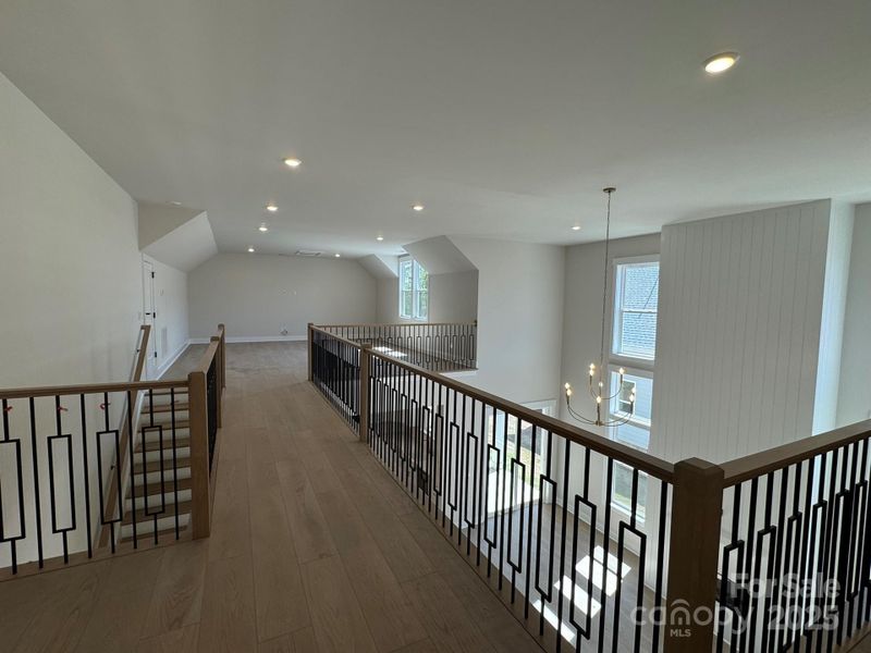 Spacious, unfurnished interior of a new home in Lakeside Pointe, Sherrills Ford (Image 22).