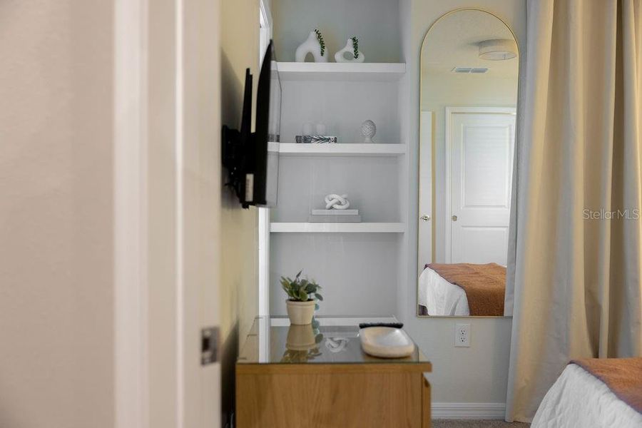 Furnished interior view inside a new home in , Clermont (Image 32).
