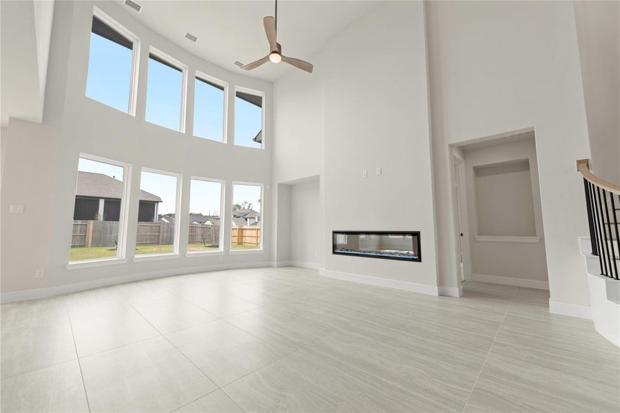 Spacious, unfurnished interior of a new home in ARTAVIA®, Conroe (Image 13).