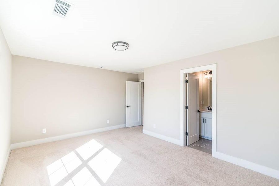 Spacious, unfurnished interior of a new home in , Decatur (Image 15).