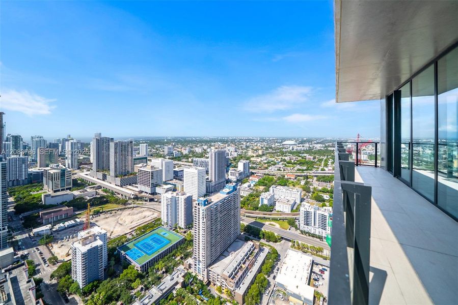 Condo located in Miami Beach, FL showcasing its design and architecture (Image 22). Condo located in Miami Beach, FL showcasing its design and architecture (Image 22).