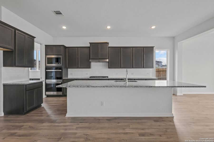 Furnished interior view inside a new home in Homestead, Schertz (Image 10).