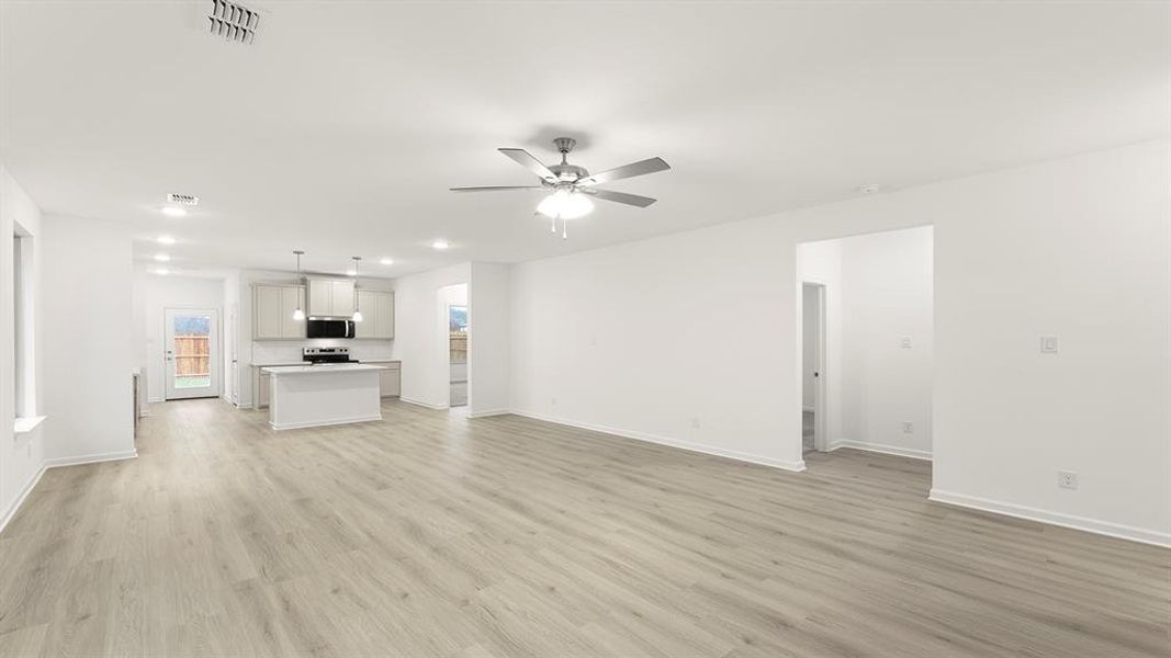 06. 2928 Kimberwick - Family (3) 06. 2928 Kimberwick - Family (3)