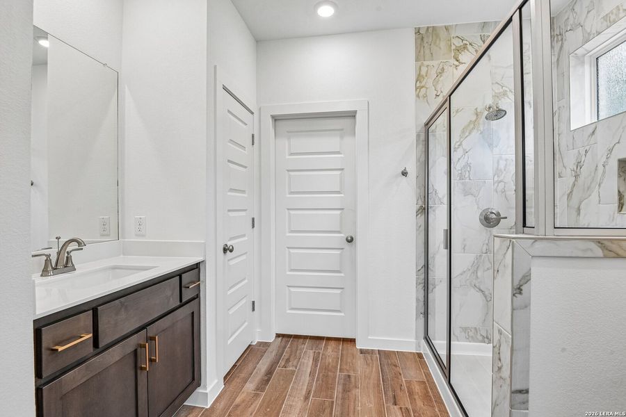 Furnished interior view inside a new home in Legacy at Lake Dunlap, New Braunfels (Image 12).