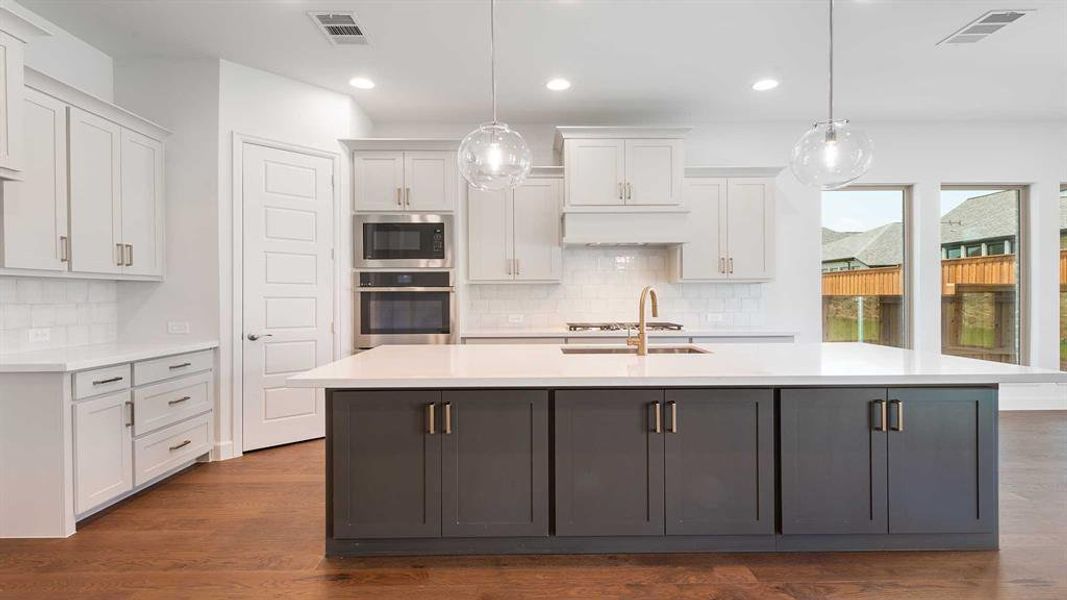 Furnished interior view inside a new home in Terraces 62', Rockwall (Image 5). Furnished interior view inside a new home in Terraces 62', Rockwall (Image 5).