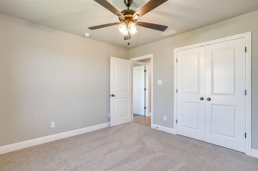 Spacious, unfurnished interior of a new home in , Palmer (Image 16).