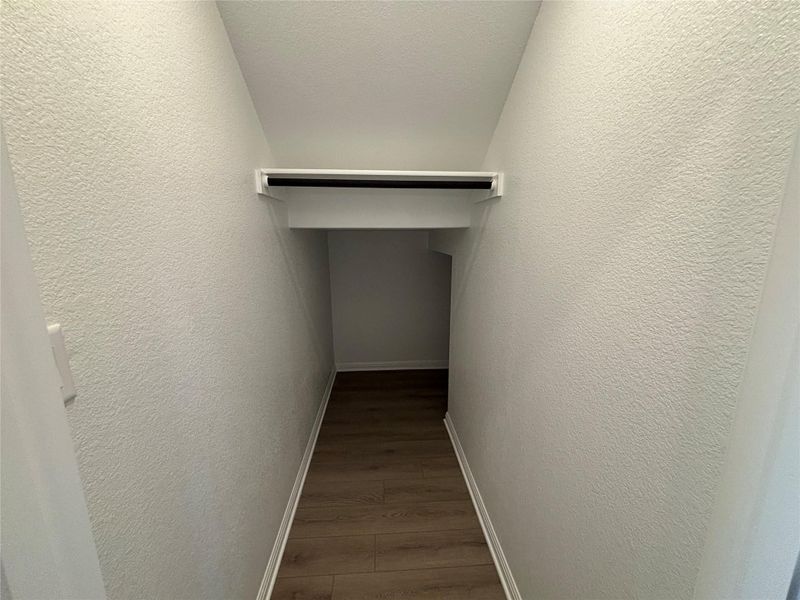 Spacious, unfurnished interior of a new home in Cannon Ranch 45s, Dripping Springs (Image 22).