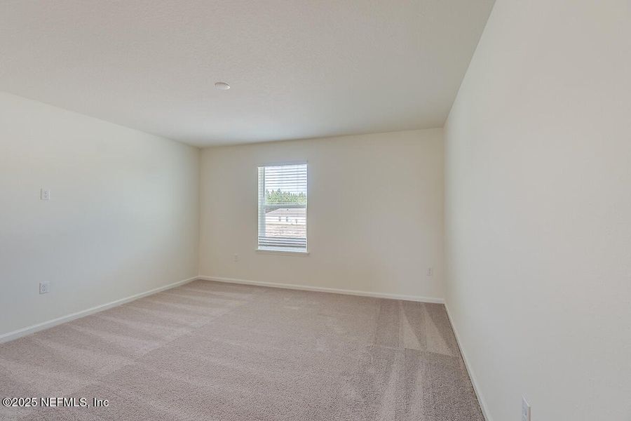 Spacious, unfurnished interior of a new home in Copper Ridge, Jacksonville (Image 25).