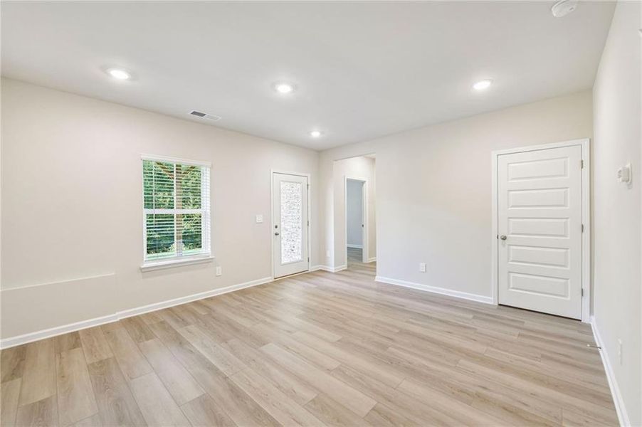 Spacious, unfurnished interior of a new home in Hemingway - Reserve Series, Cumming (Image 33). Spacious, unfurnished interior of a new home in Hemingway - Reserve Series, Cumming (Image 33).