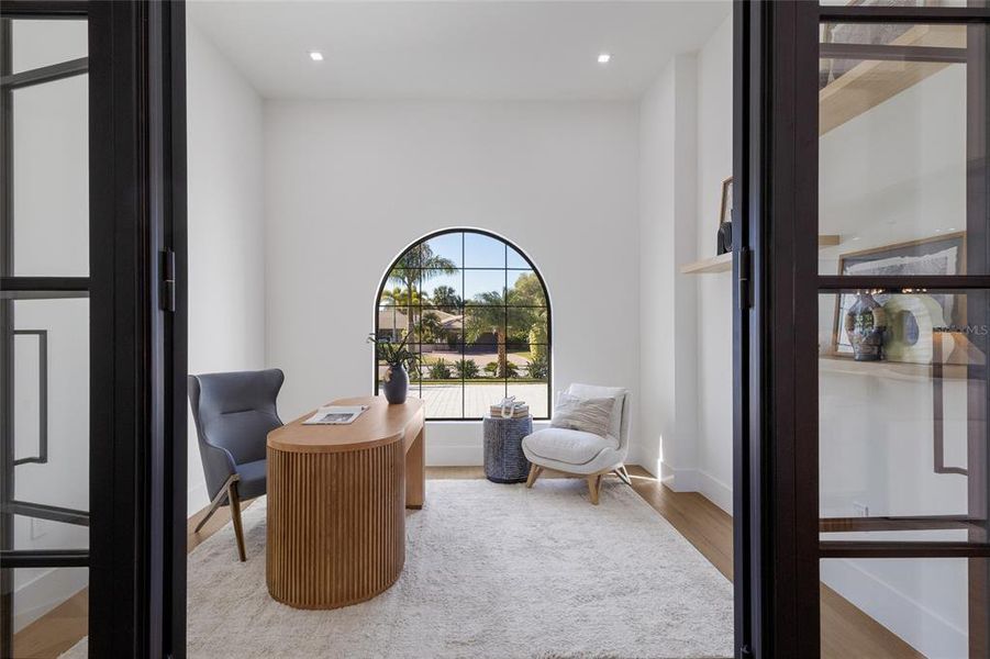 Furnished interior view inside a new home in , Sarasota (Image 50).