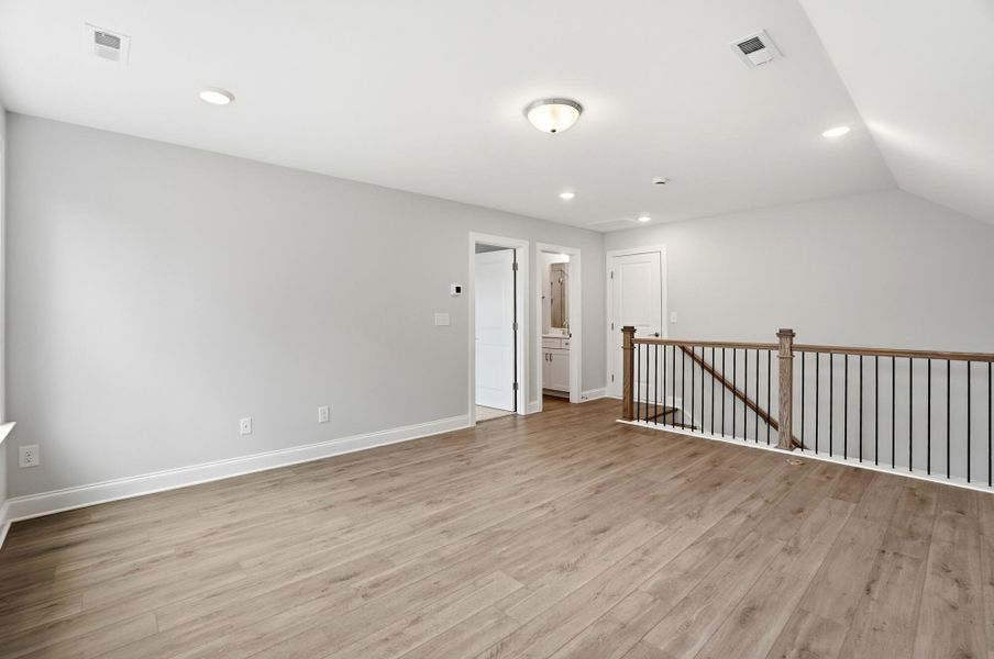 Spacious, unfurnished interior of a new home in Rone Creek, Waxhaw (Image 77).