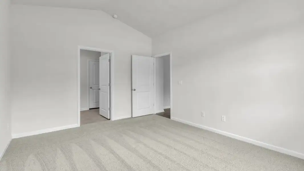 Spacious, unfurnished interior of a new home in Hawley Glen, Lillington (Image 24).