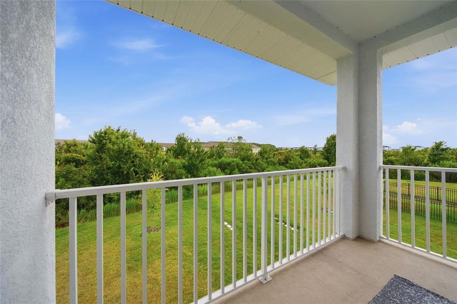 Exterior details and patio area of a home in , Wesley Chapel (Image 29).