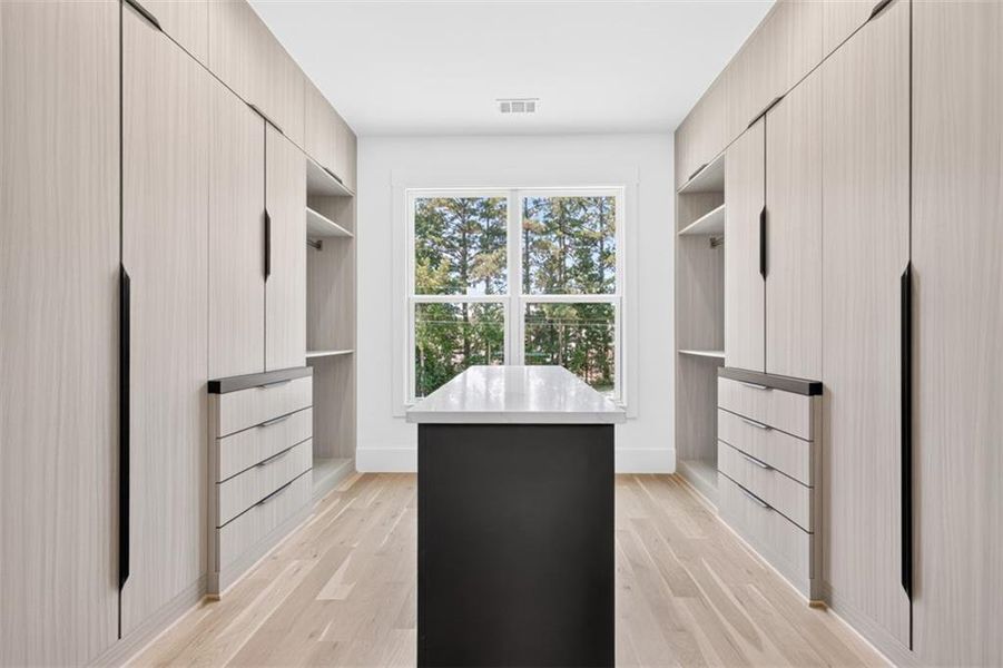 Furnished interior view inside a new home in , Buford (Image 93).