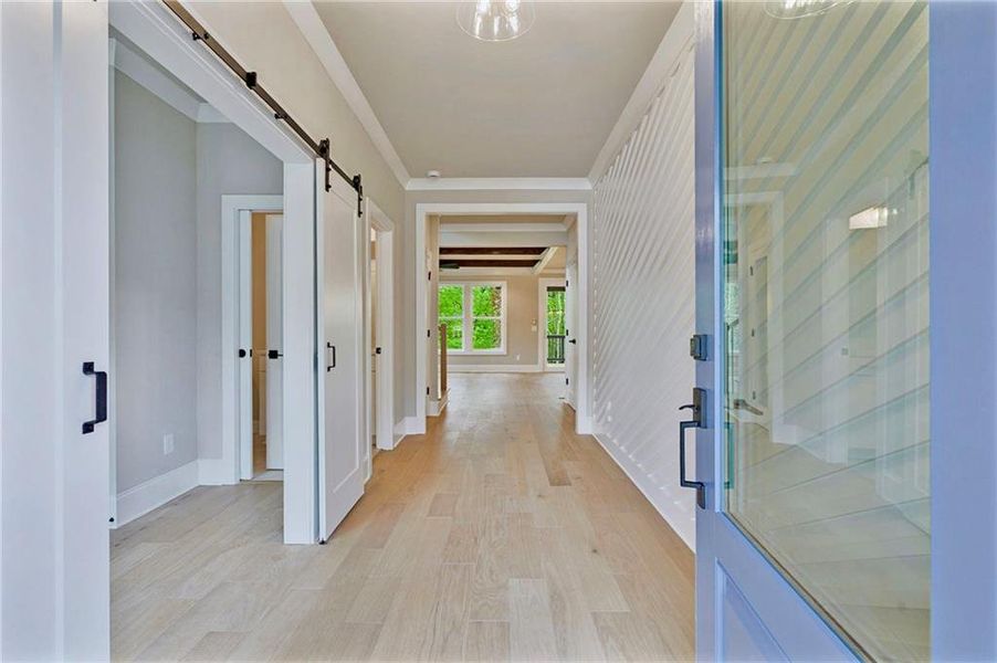Spacious, unfurnished interior of a new home in , Atlanta (Image 22).