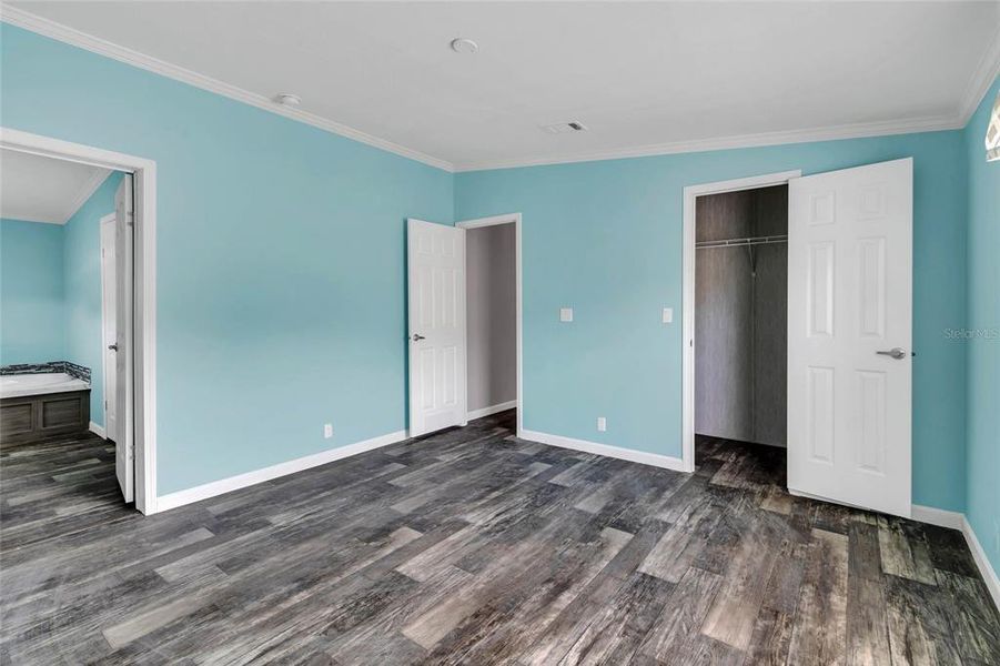 Spacious, unfurnished interior of a new home in , Spring Hill (Image 16).