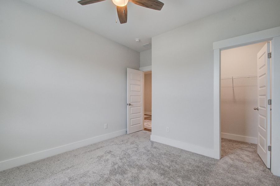 Spacious, unfurnished interior of a new home in Pamlico Terrace, Awendaw (Image 22).