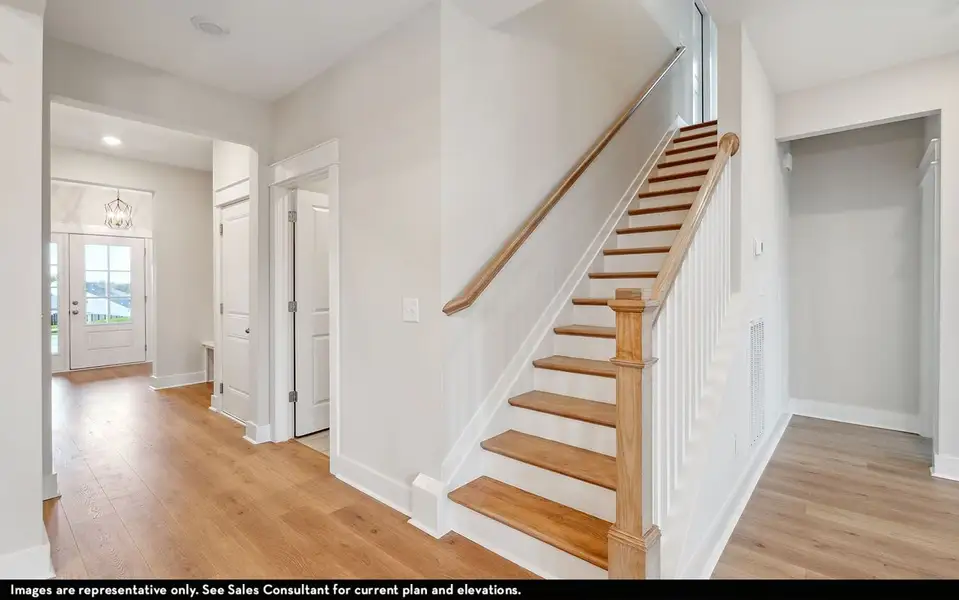 Spacious, unfurnished interior of a new home in The Retreat at Norman Farm, Hendersonville (Image 11).