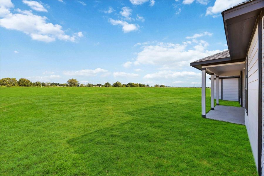 From peaceful surroundings to the convenience of nearby Rosenberg, Blue Heron Estates delivers the best of both worlds.